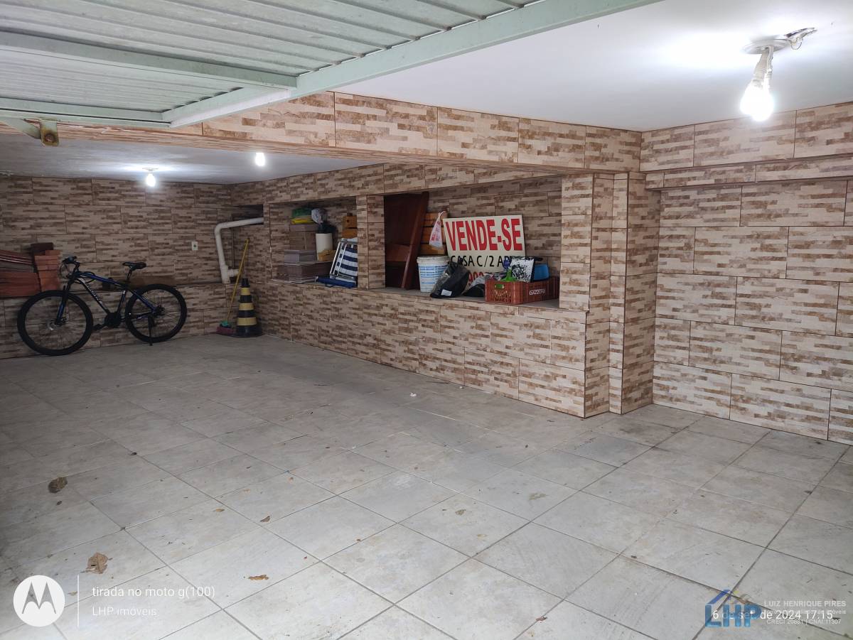 Casa para Venda no bairro Costeira do Pirajubaé