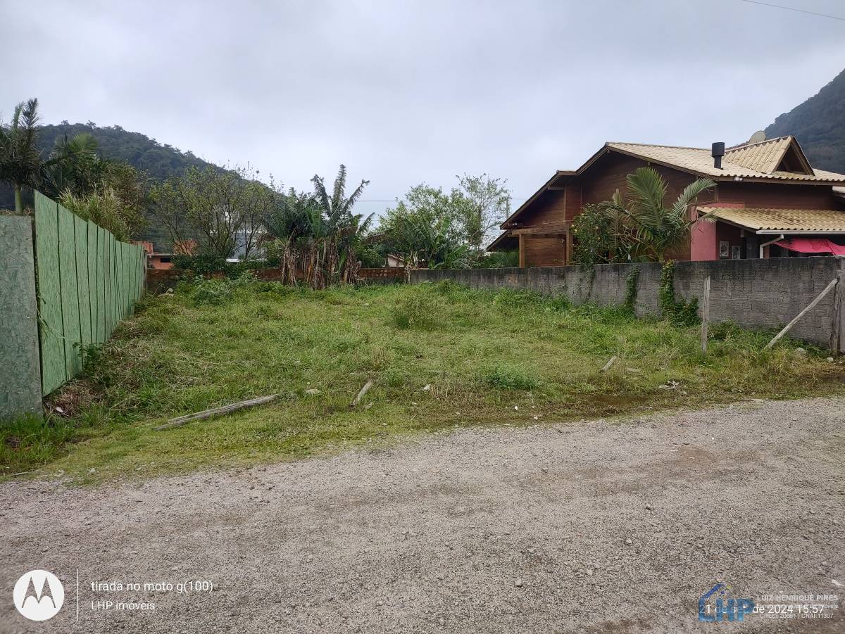 Terreno no bairro Armação do Pântano Sul em Florianópolis
