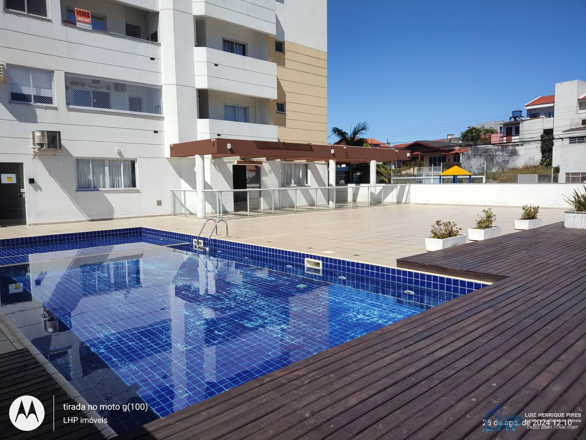 Apartamento para Venda no bairro Barreiros