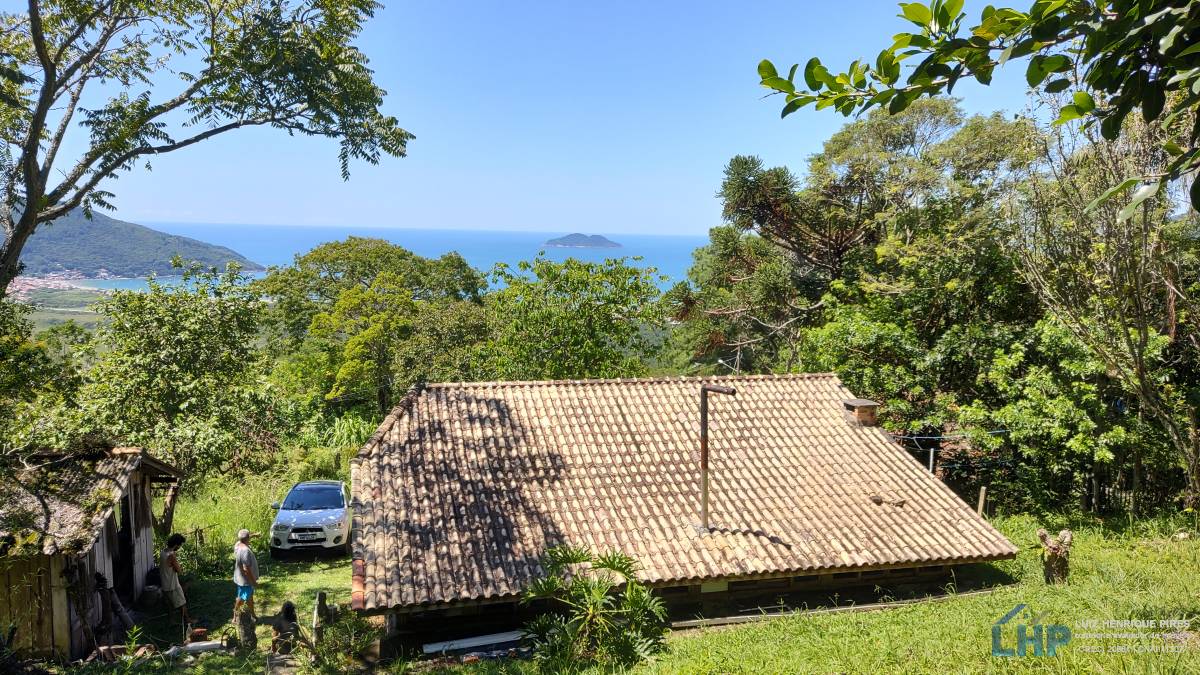 Casa para Venda no bairro Pântano do Sul