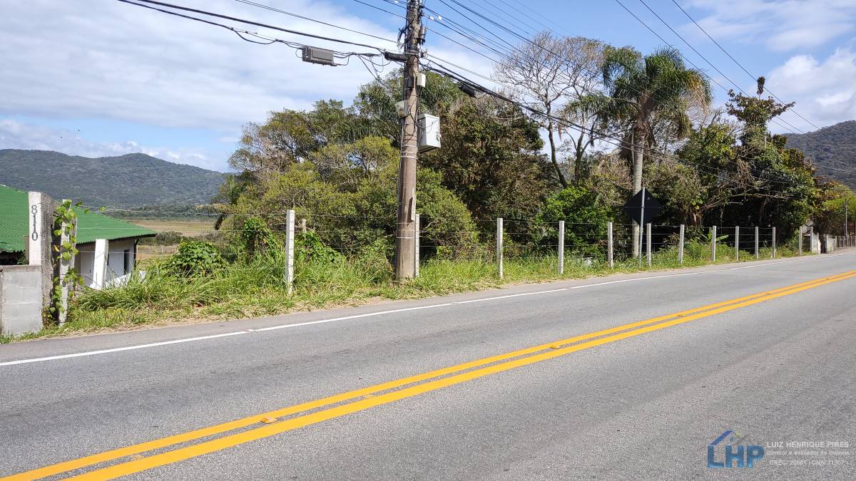 Terreno no bairro Pântano do Sul em Florianópolis