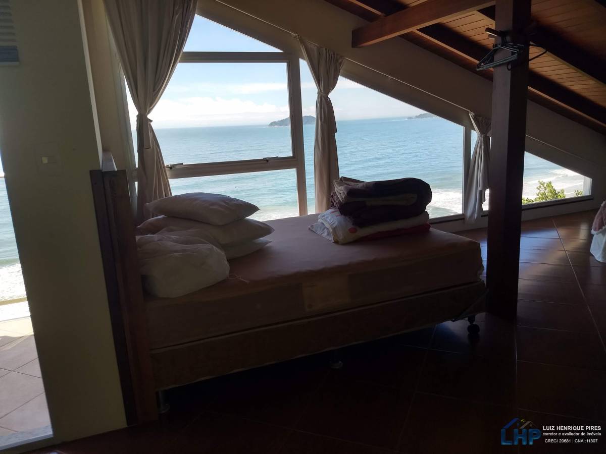 Casa para Venda no bairro Praia da Solidão