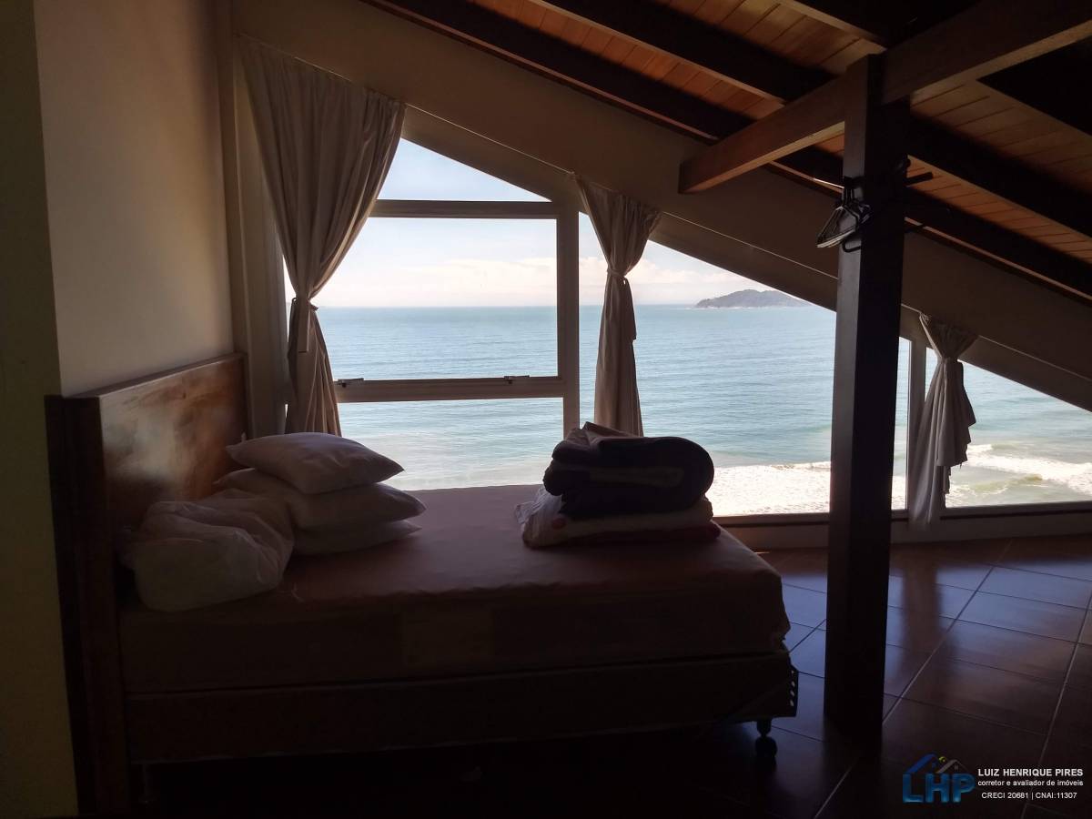 Casa para Venda no bairro Praia da Solidão