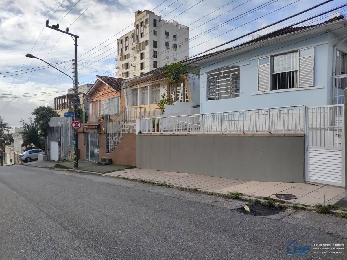Casa no bairro Agronômica em Florianópolis
