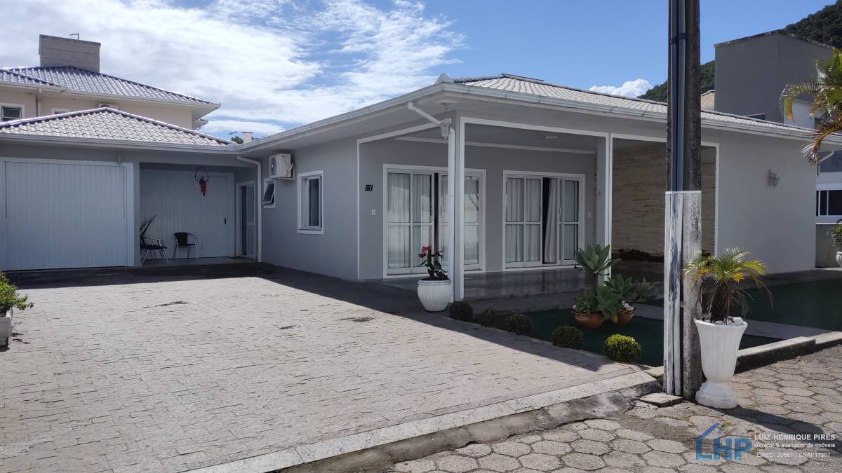 Casa no bairro Armação do Pântano Sul em Florianópolis