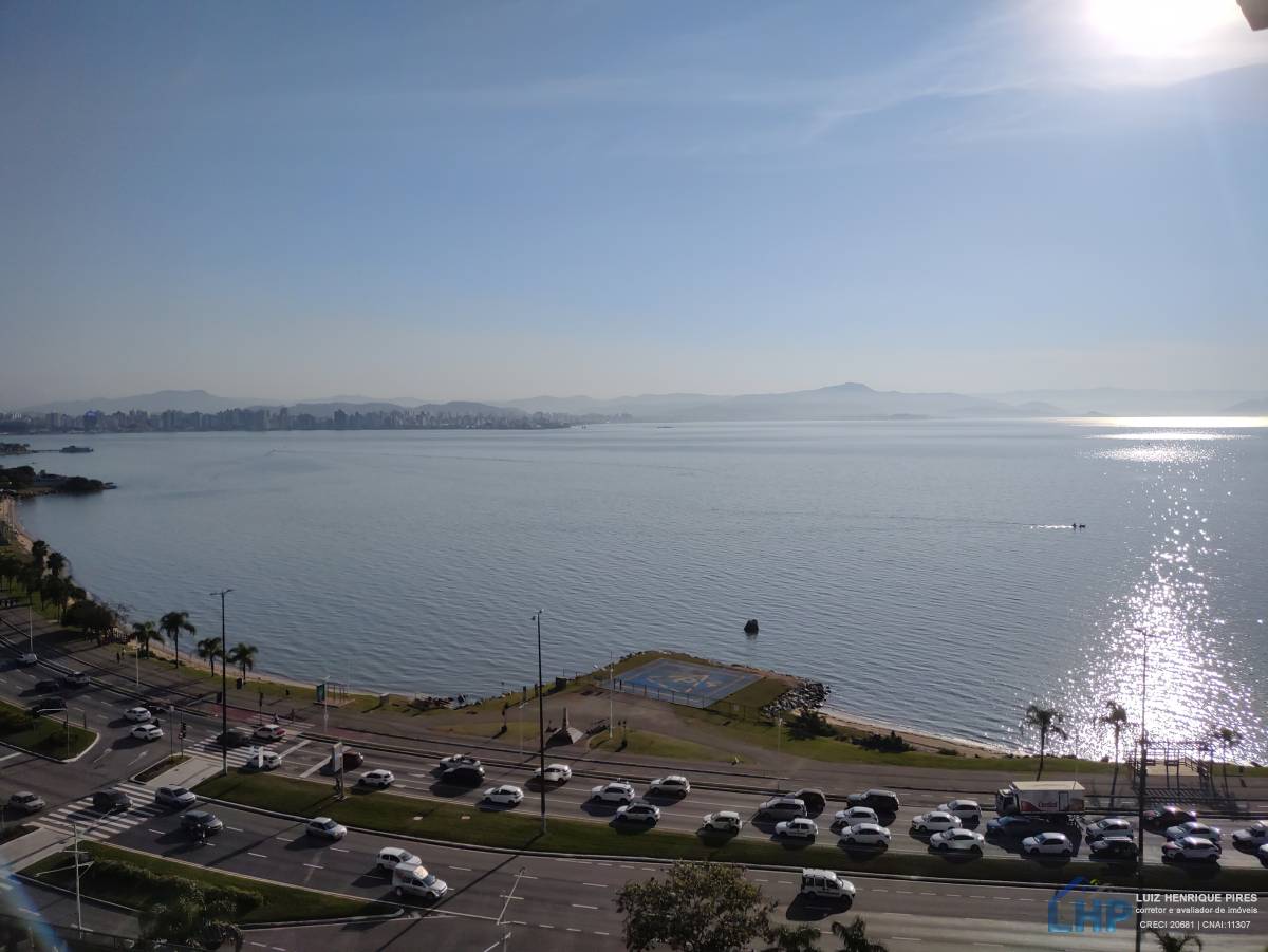 Cobertura Duplex no bairro Centro em Florianópolis