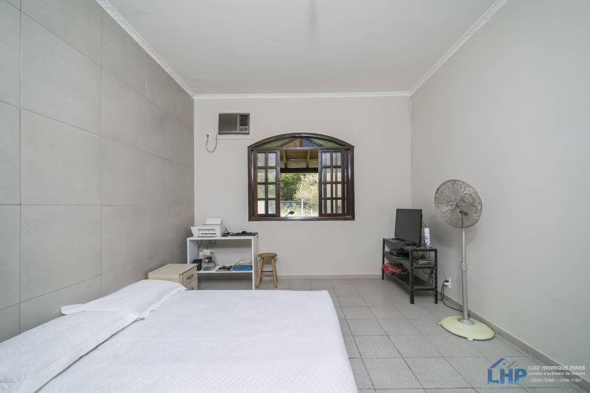 Casa para Venda no bairro Carianos