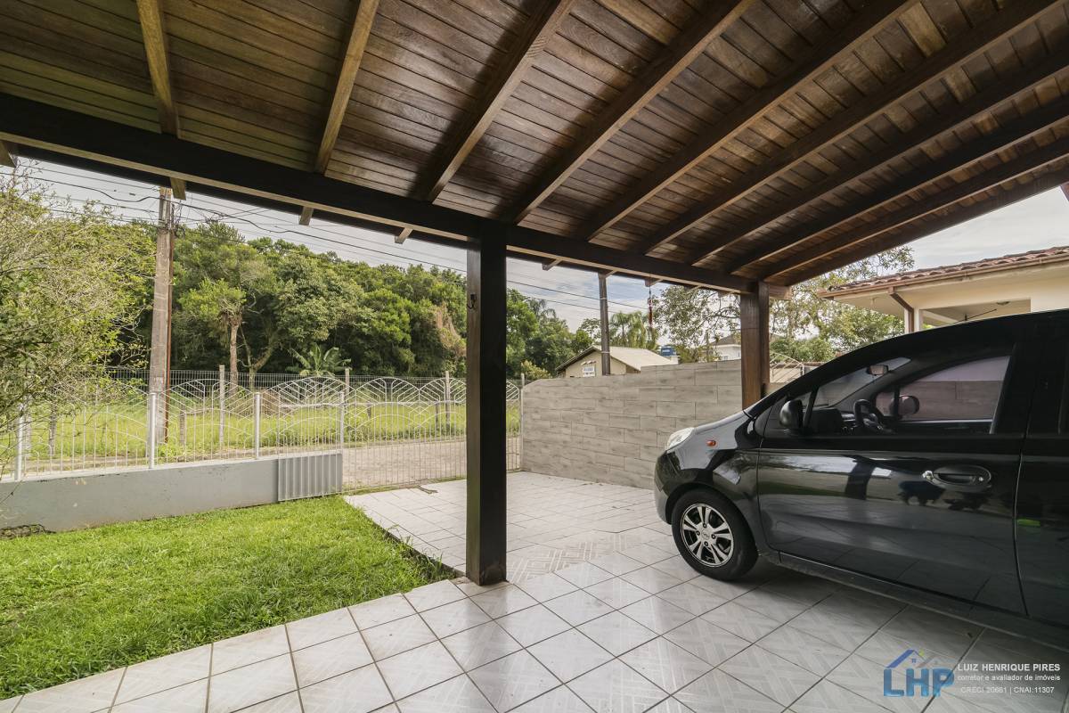 Casa para Venda no bairro Carianos
